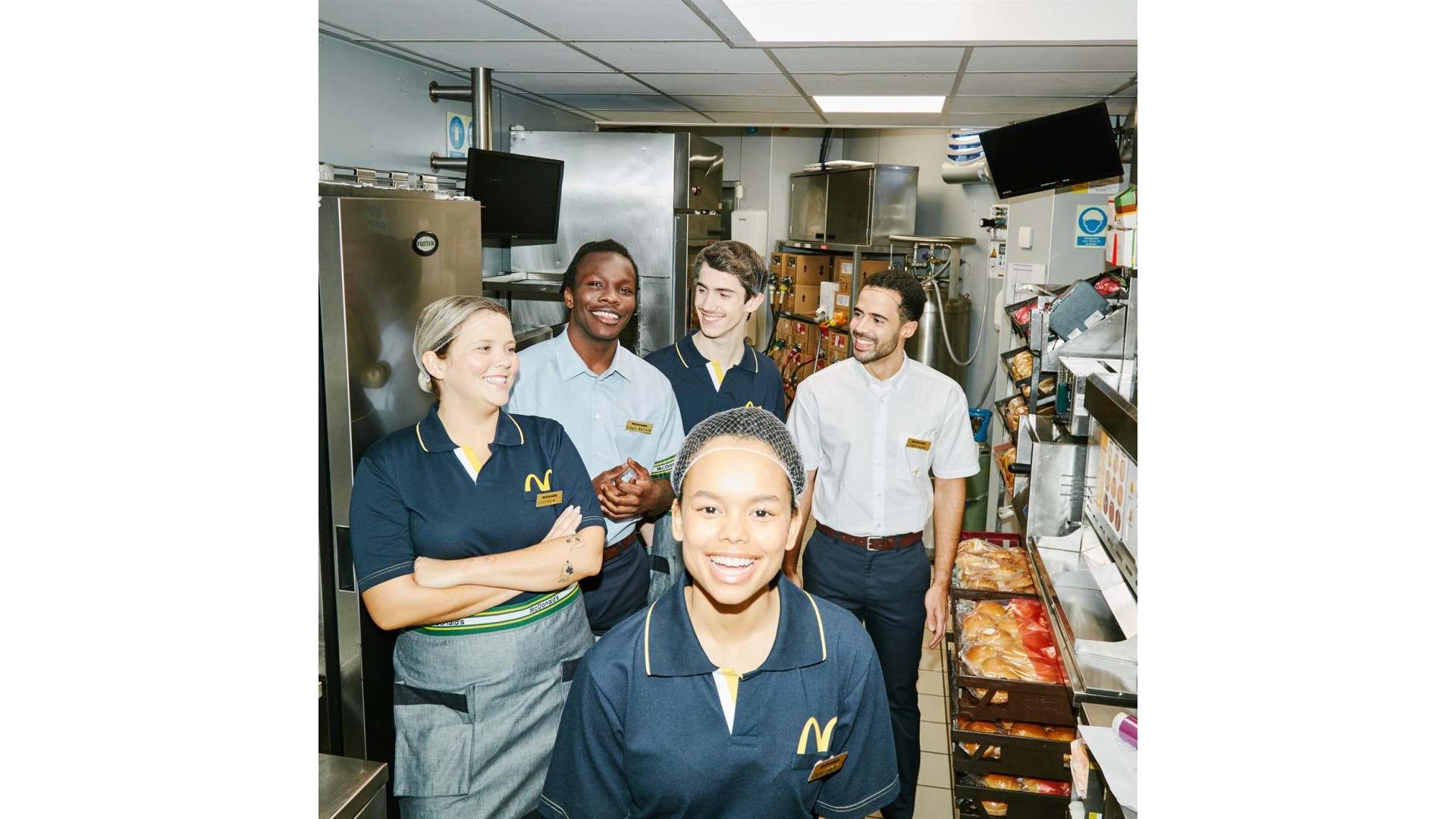 McDonald’s Portugal apresenta as novas fardas dos colaboradores, fabricadas no HR Group